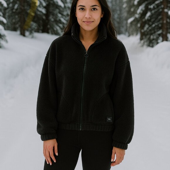 GYMSHARK Women's Small Black Sherpa Fleece Jacket Zip Up Reversible Cozy HR1-15 - Picture 1 of 7